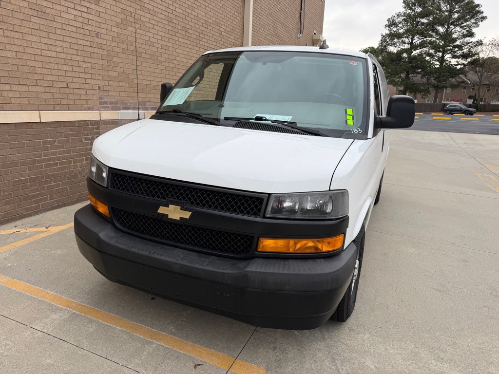 2020 Chevrolet Express Image 7