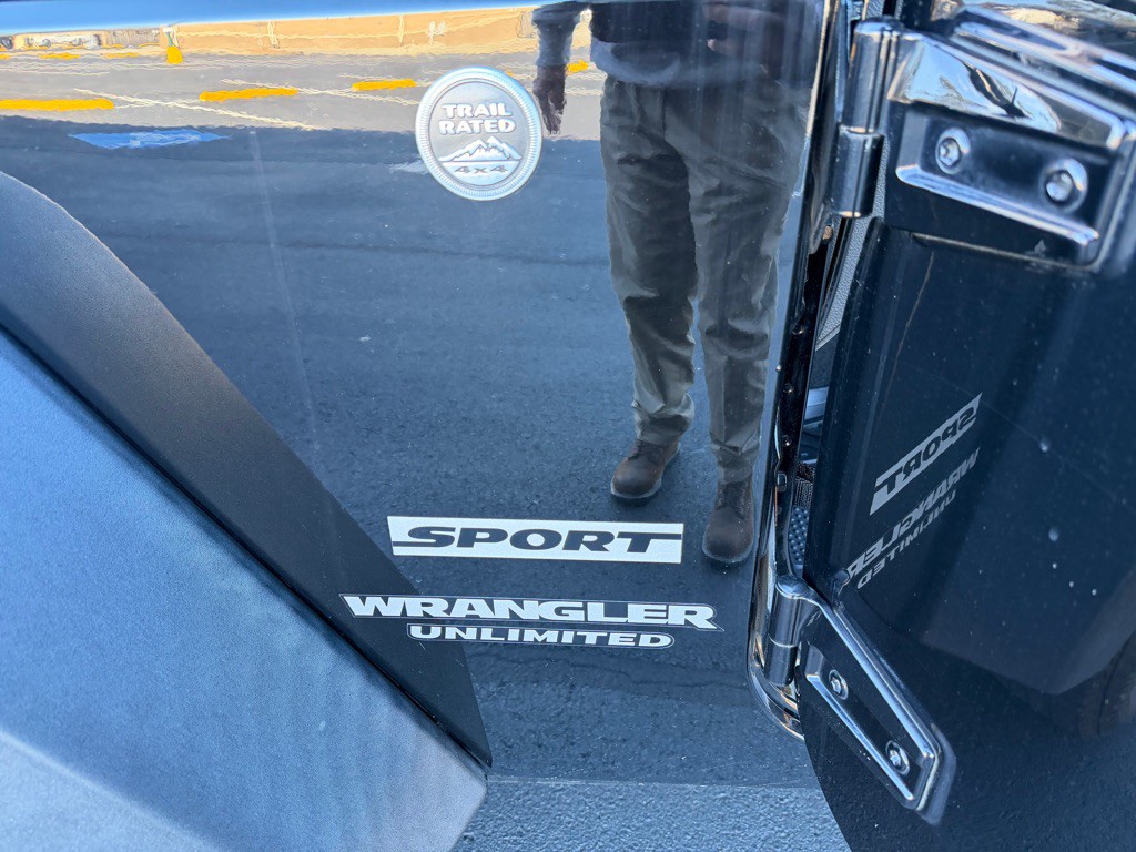 2016 Jeep Wrangler Unlimited Image 21