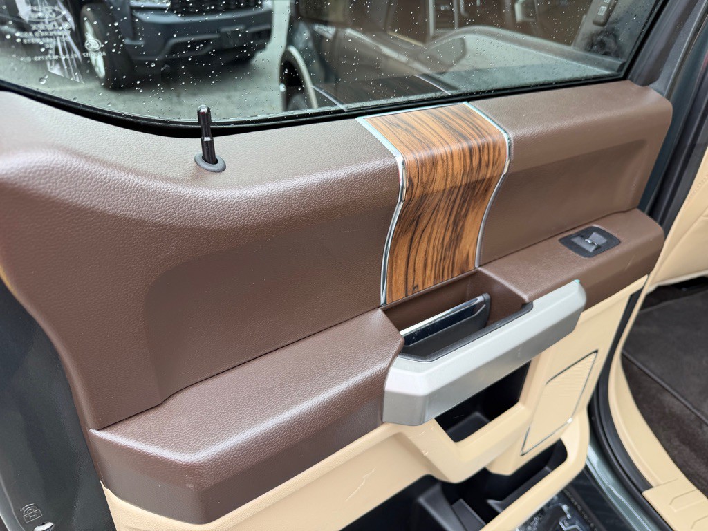 2018 Ford F-150 Image 17