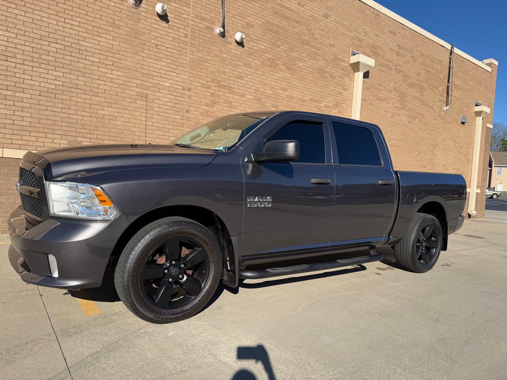 2016 RAM 1500 Image 5