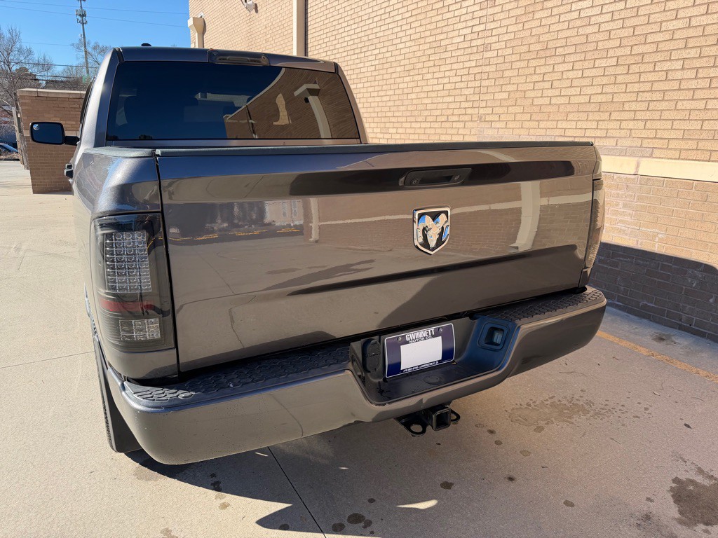 2016 RAM 1500 Image 9