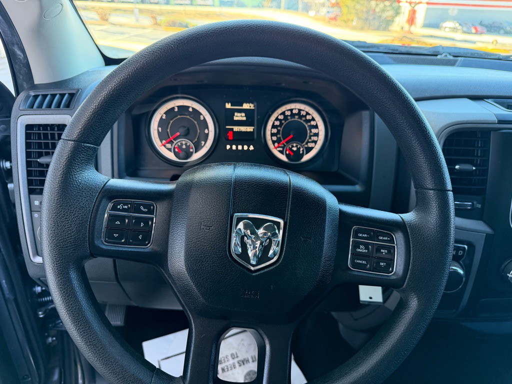 2016 RAM 1500 Image 18