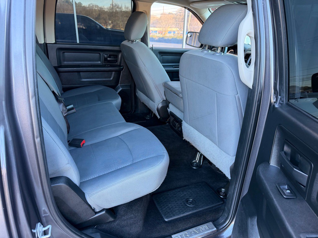 2016 RAM 1500 Image 23