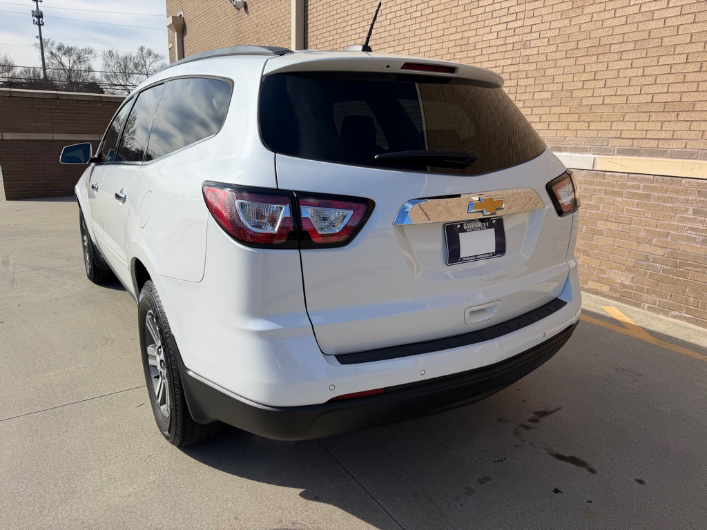 2017 Chevrolet Traverse Image 9
