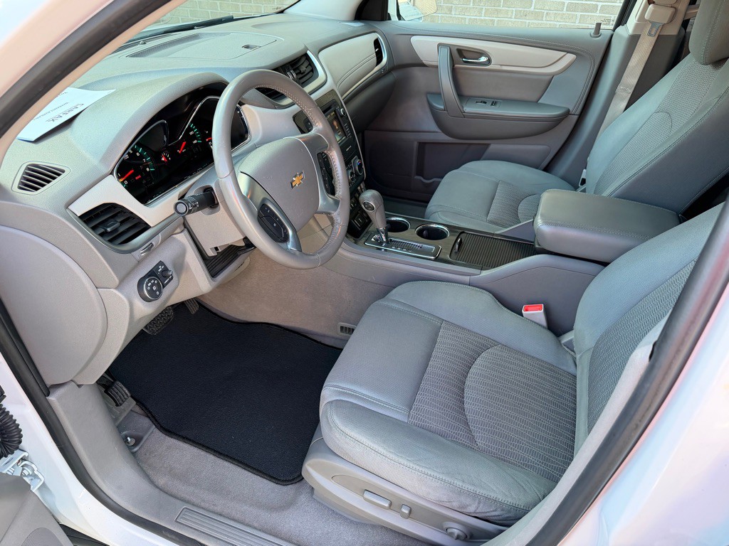 2017 Chevrolet Traverse Image 10