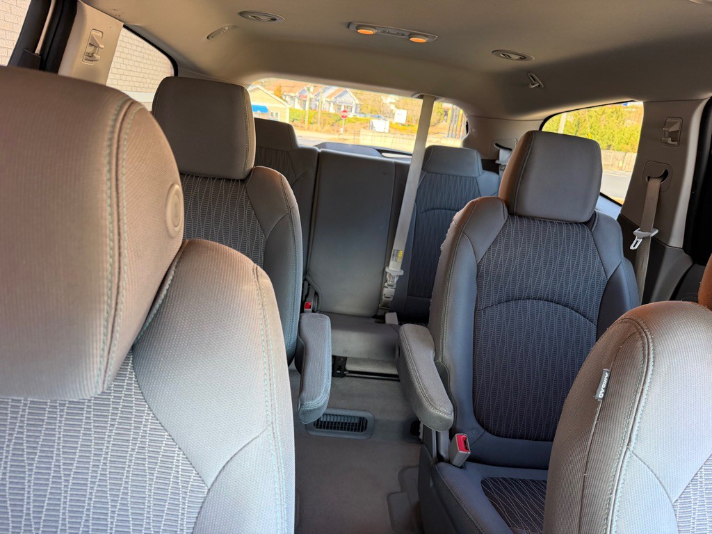 2017 Chevrolet Traverse Image 19