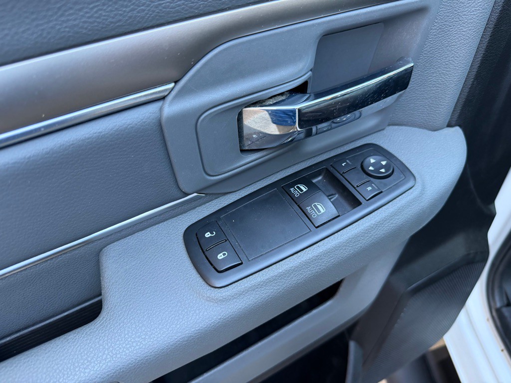 2017 RAM 2500 Image 17