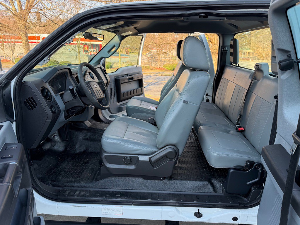 2012 Ford F-250 Image 11