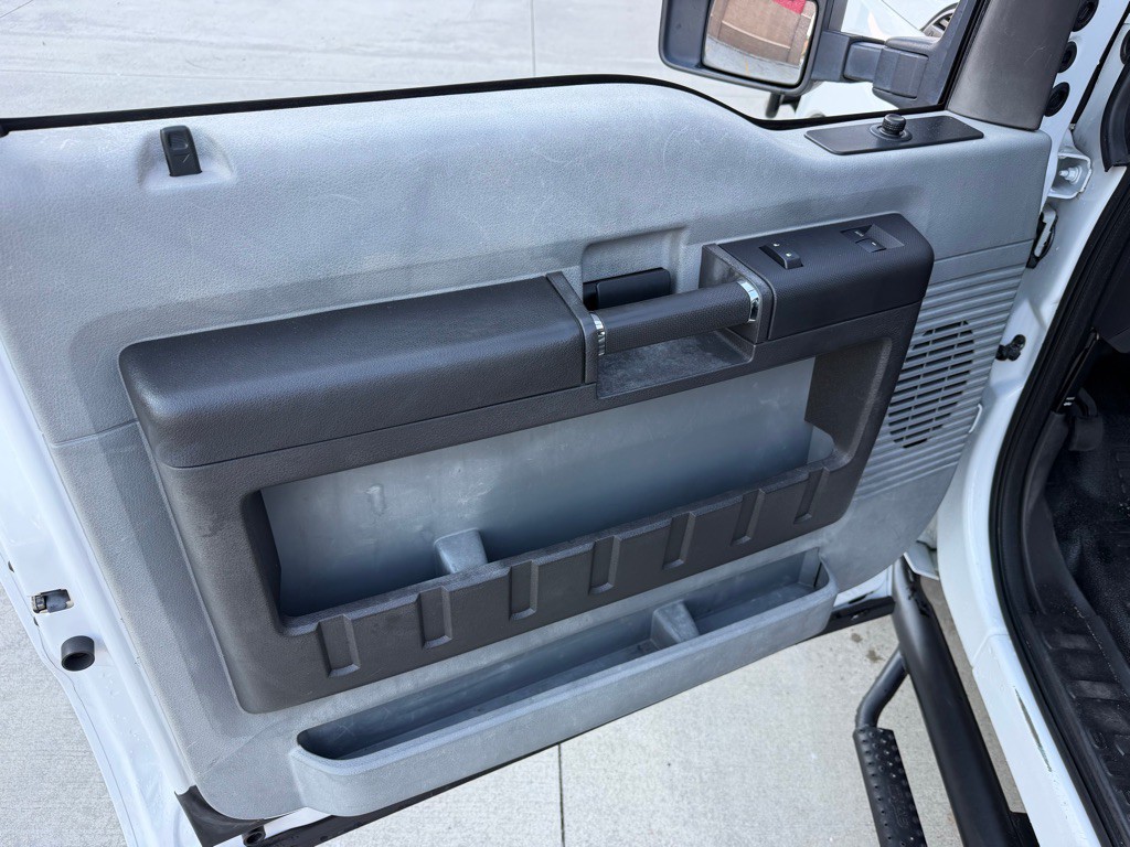 2012 Ford F-250 Image 12