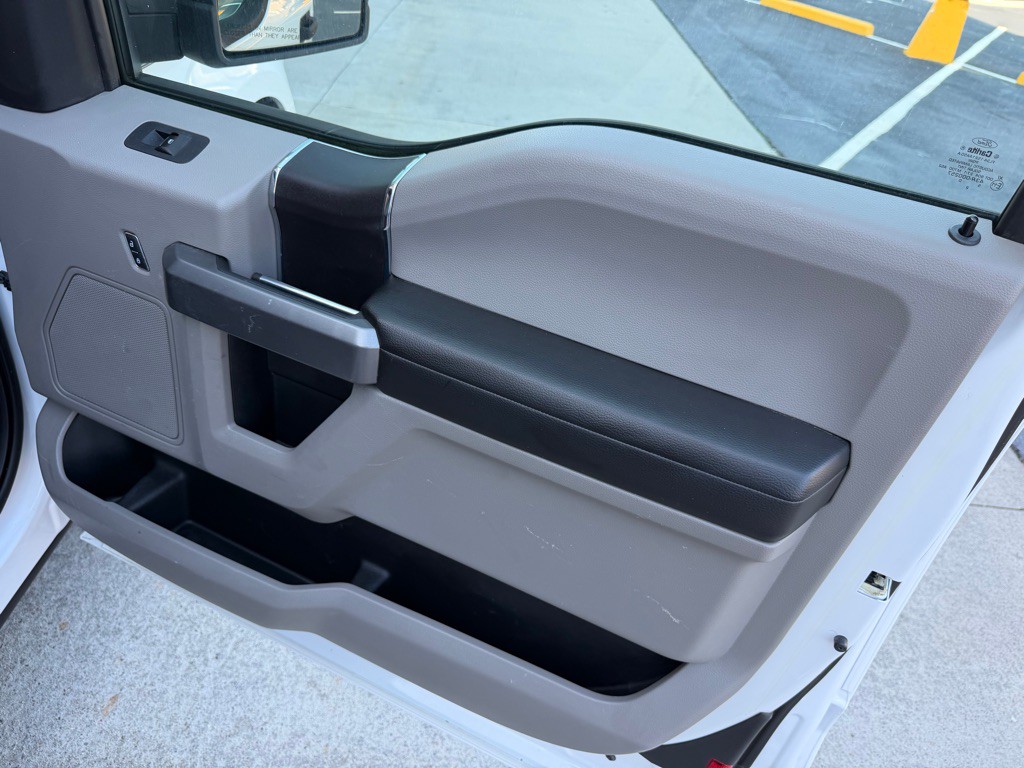 2015 Ford F-150 Image 19