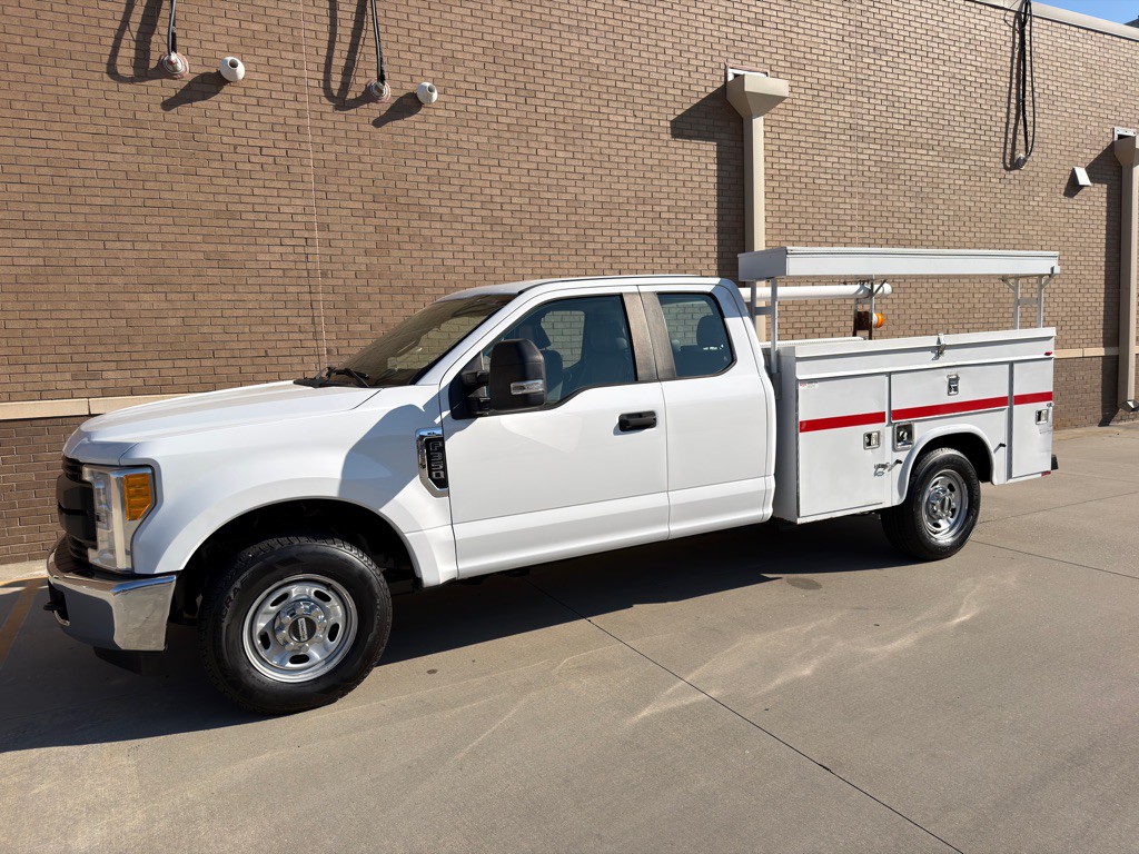 2017 Ford F-350 Image 5