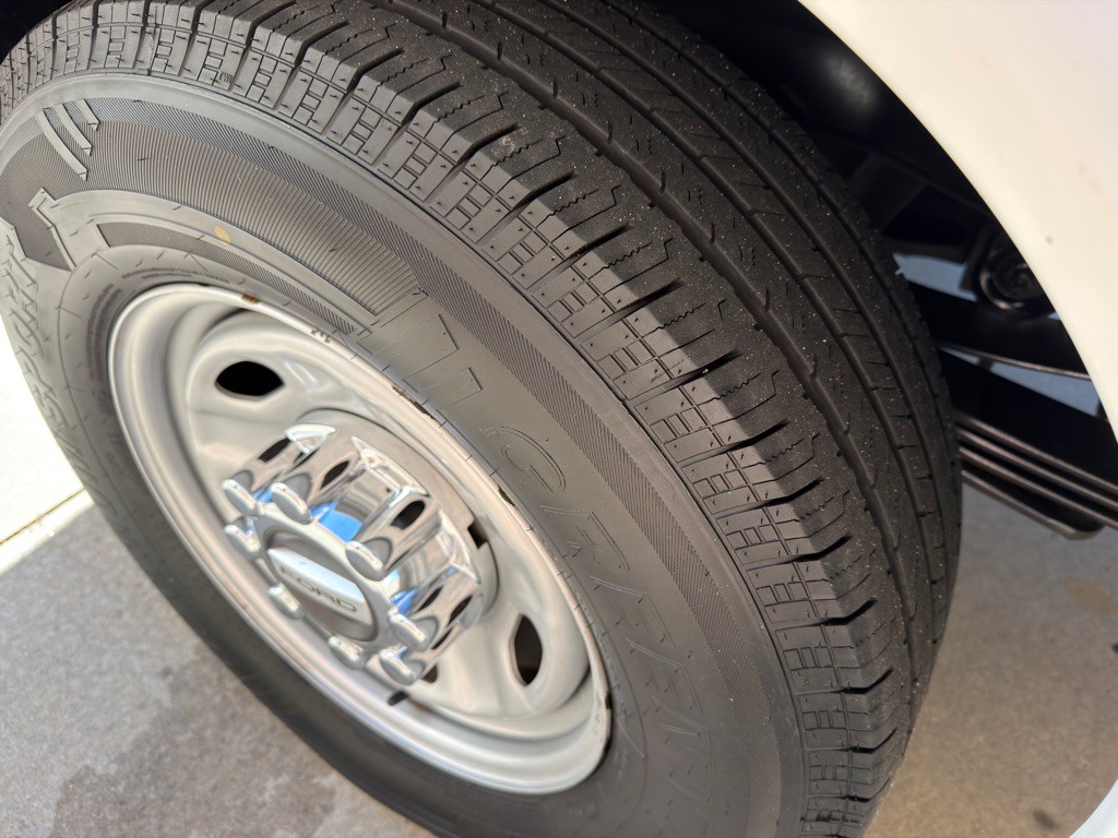 2017 Ford F-350 Image 27