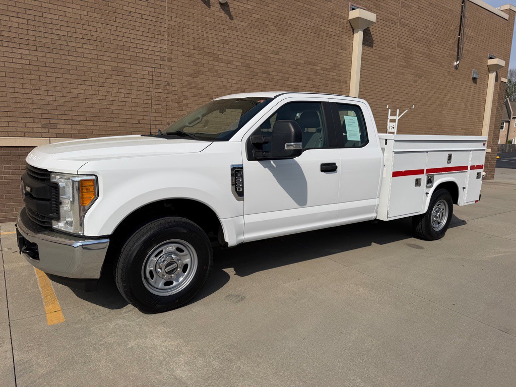 2017 Ford F-350 Image 5