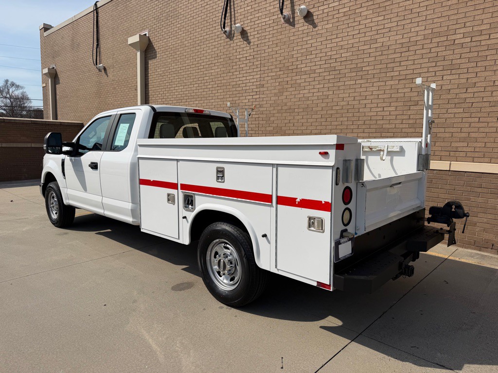 2017 Ford F-350 Image 7