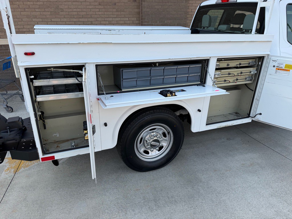 2017 Ford F-350 Image 13