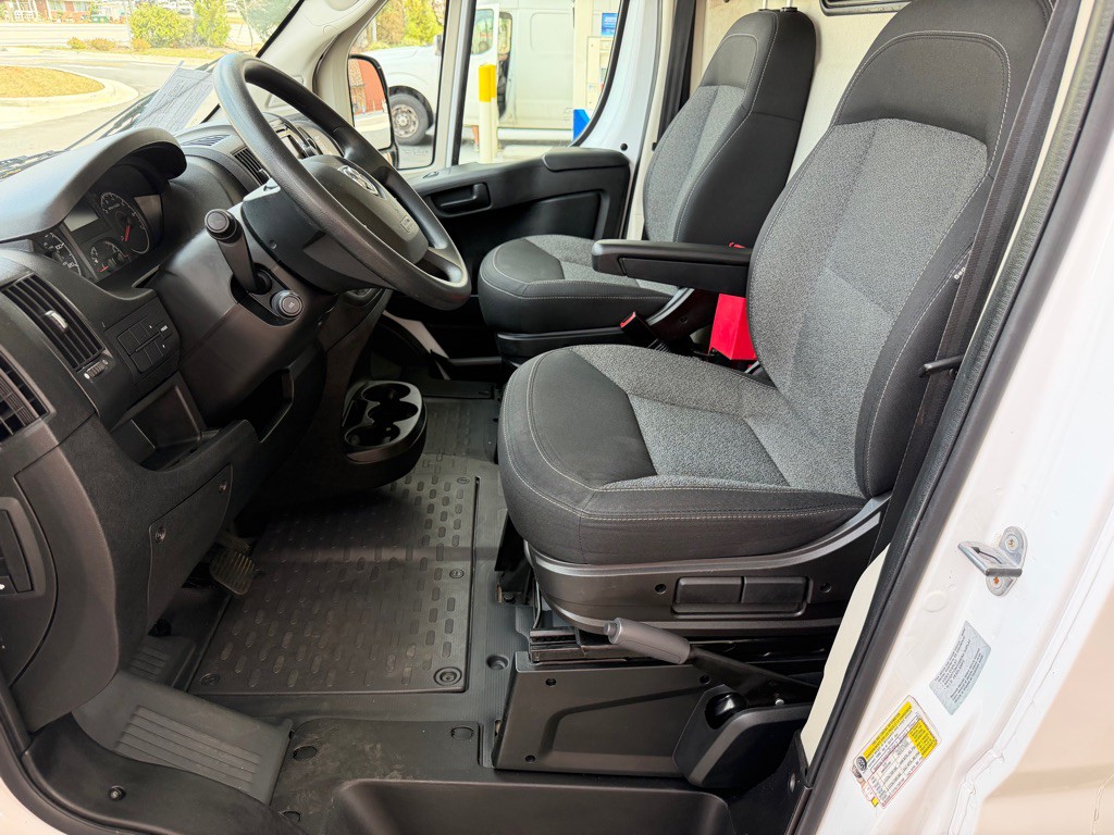 2017 RAM Promaster Image 10