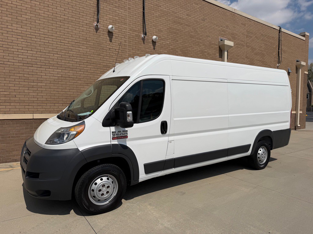 2017 RAM Promaster Image 3