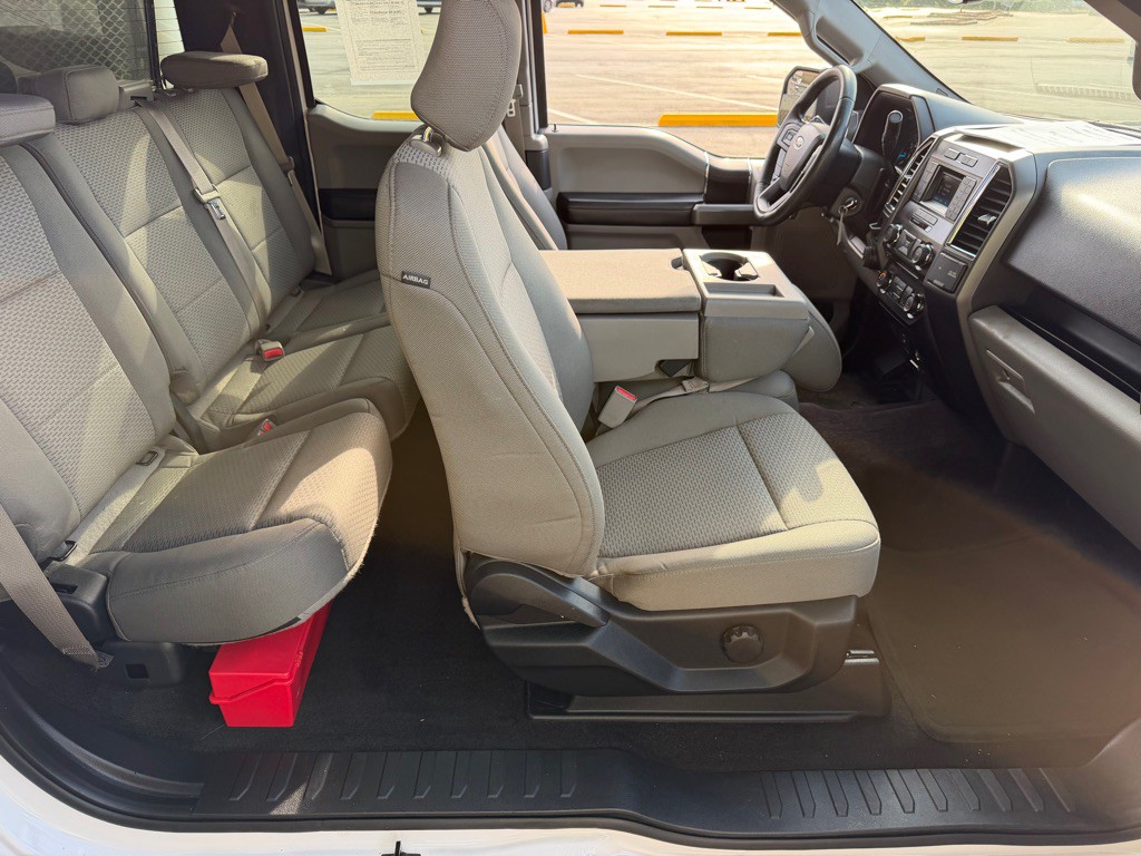 2016 Ford F-150 Image 17