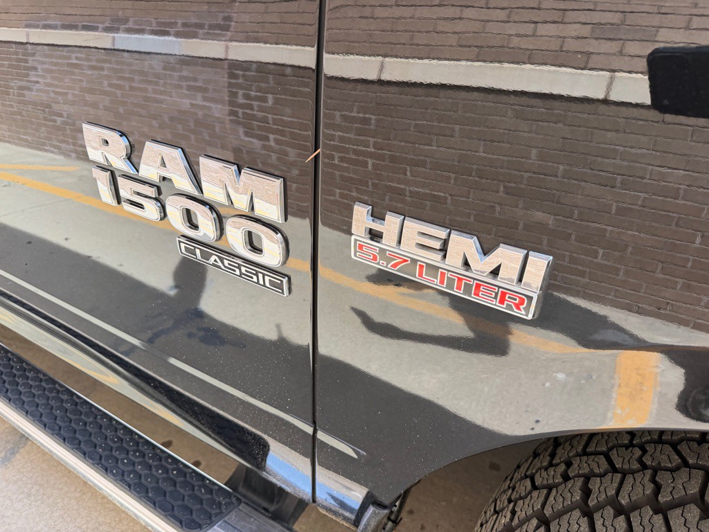 2021 RAM 1500 Image 12