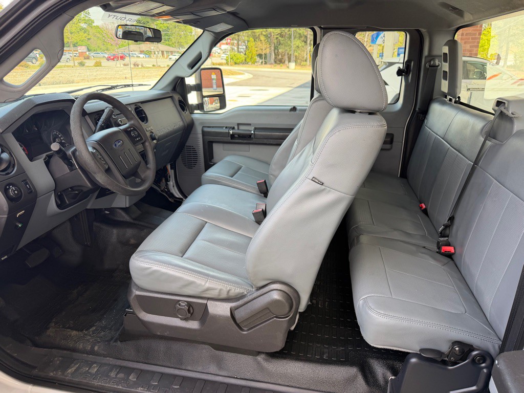 2016 Ford F-350 Image 18