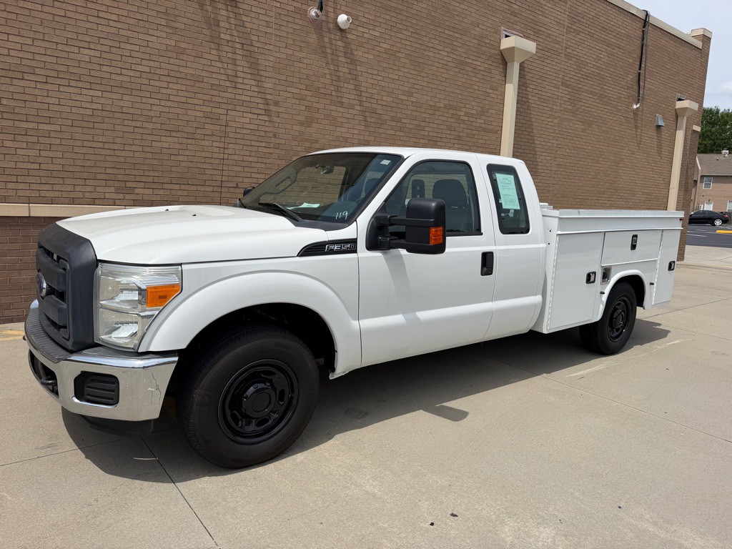 2016 Ford F-350 Image 4