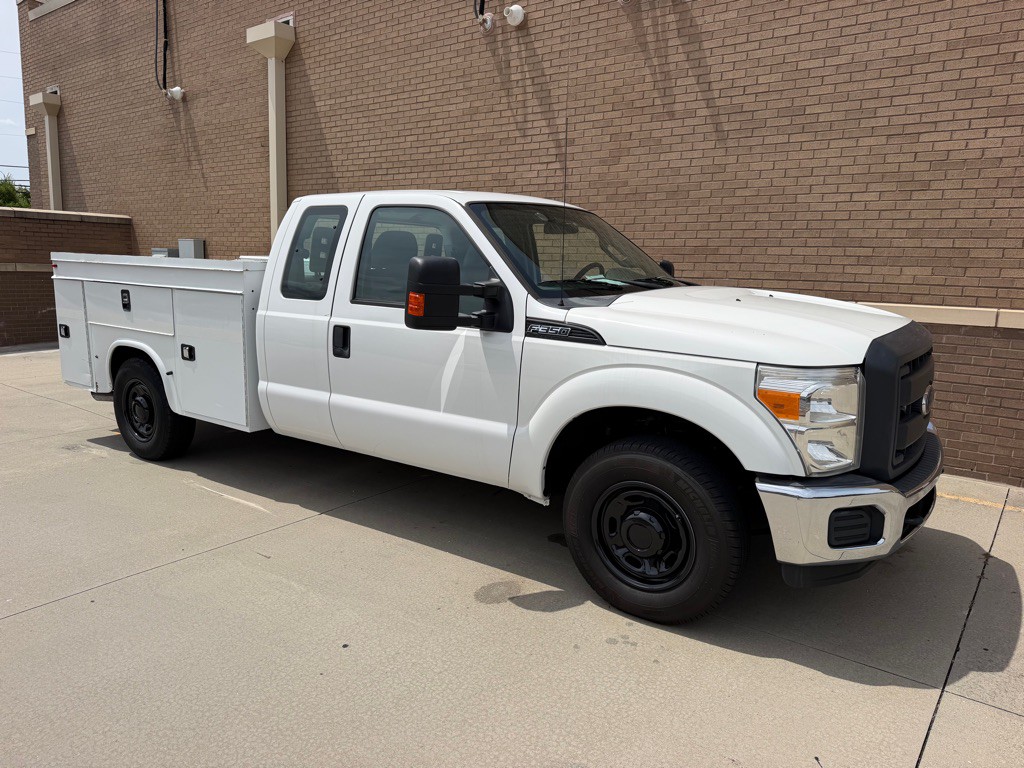 2016 Ford F-350 Image 12