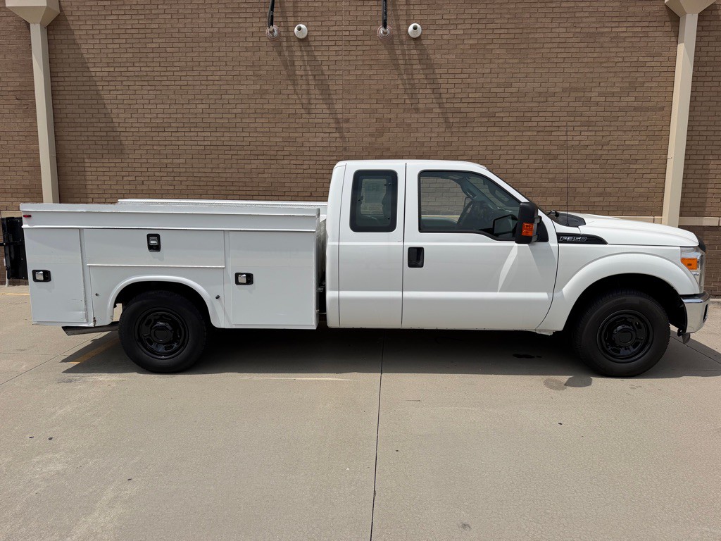 2016 Ford F-350 Image 13