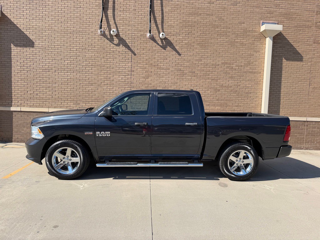 2015 RAM 1500 Image 7