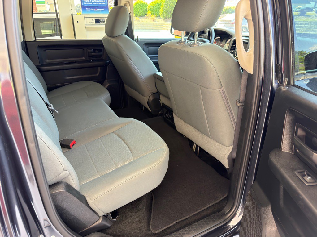 2015 RAM 1500 Image 25