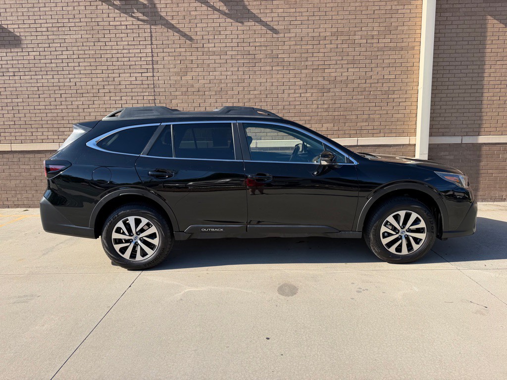 2022 Subaru Outback Image 9