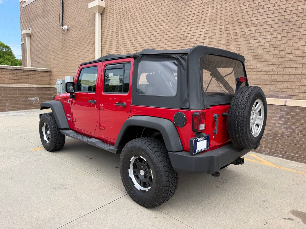 2012 Jeep Wrangler Unlimited Image 4
