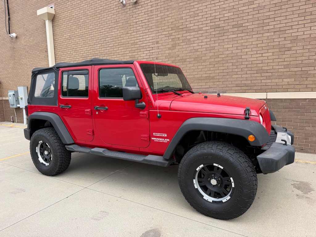 2012 Jeep Wrangler Unlimited Image 7