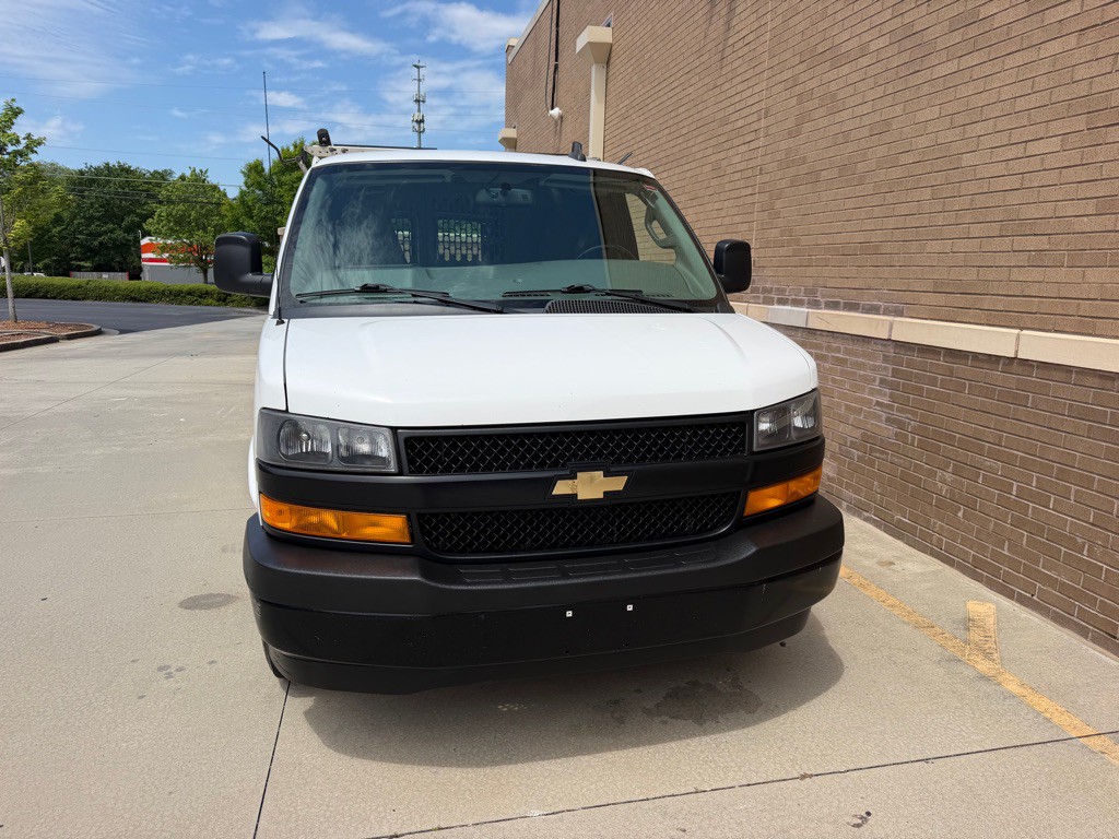 2020 Chevrolet Express Image 5