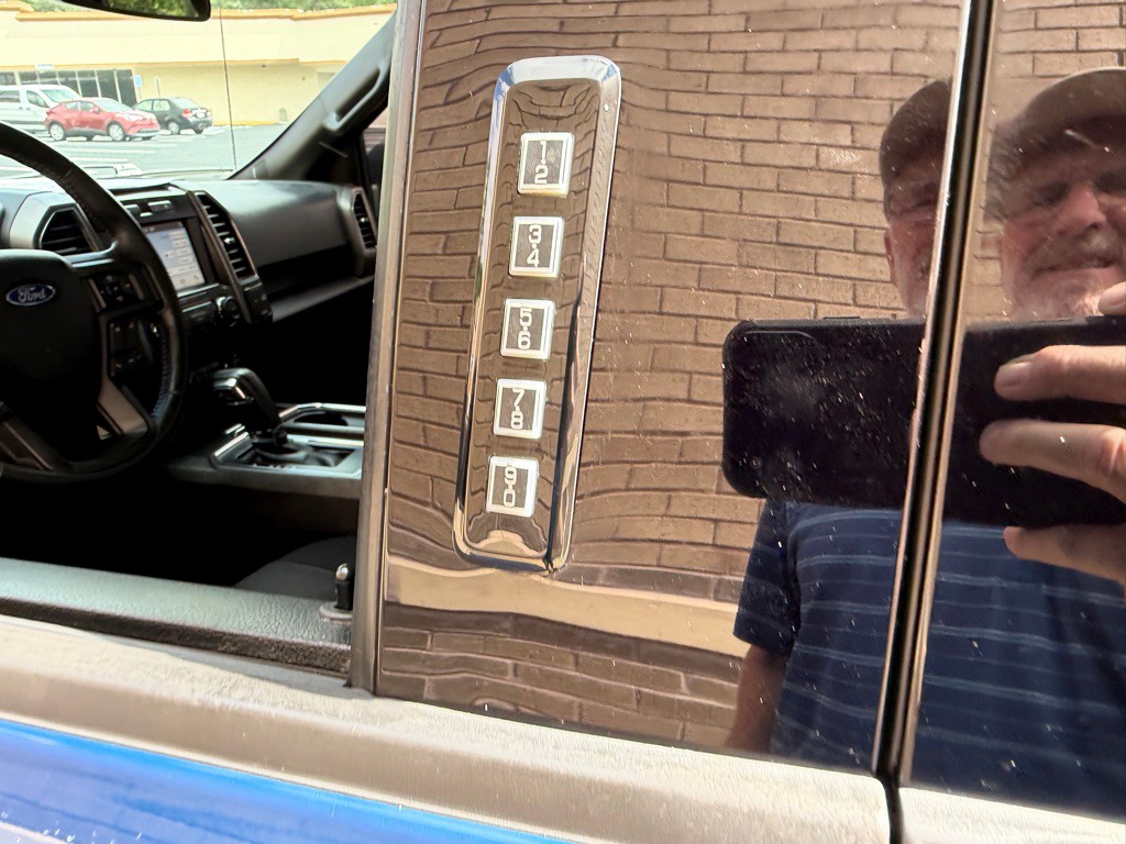 2018 Ford F-150 Image 27