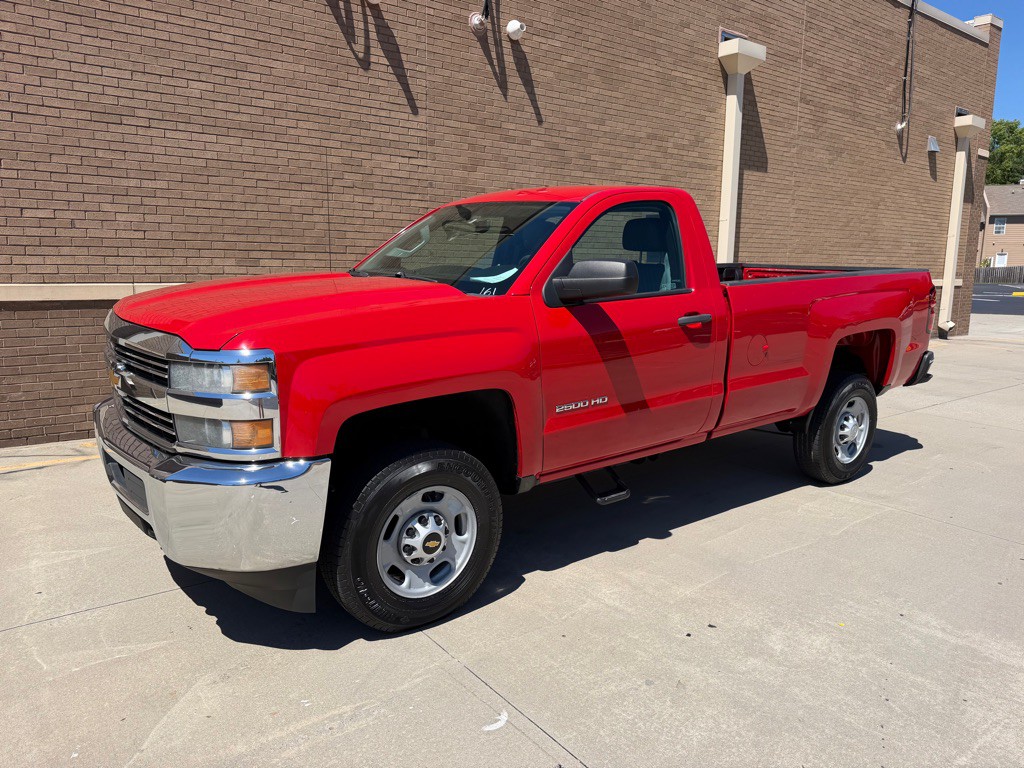 2015 Chevrolet Silverado 1500 Image 3