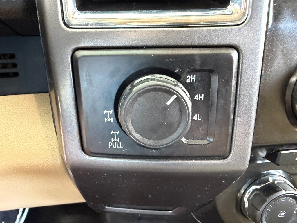 2015 Ford F-150 Image 18