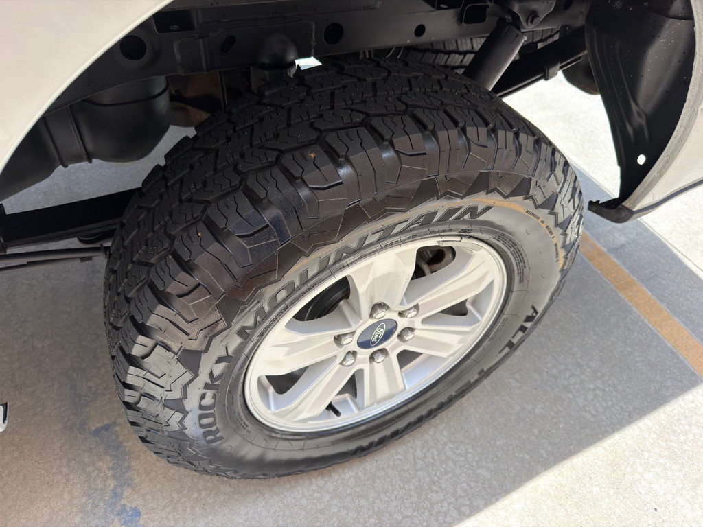 2015 Ford F-150 Image 21