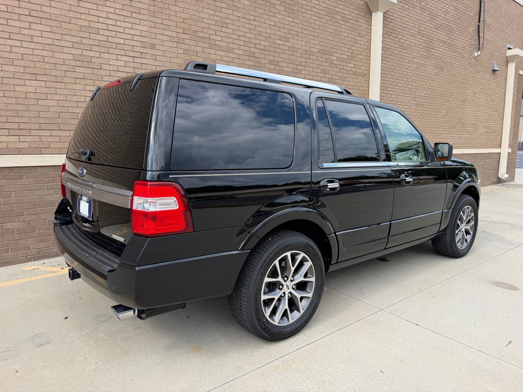 2017 Ford Expedition Image 9