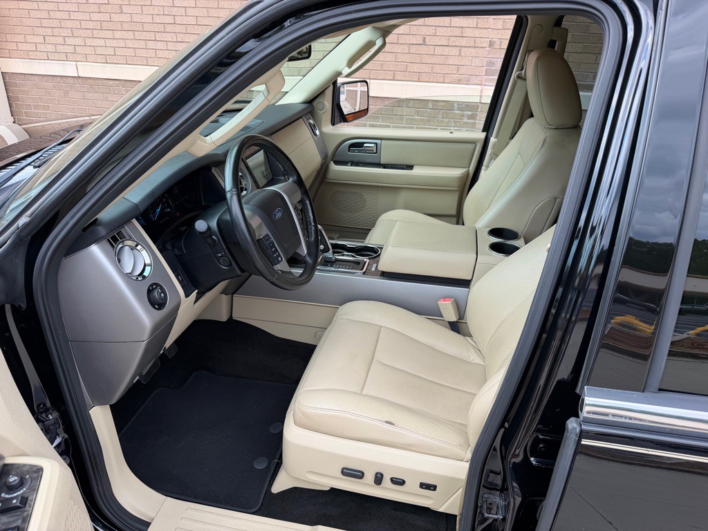 2017 Ford Expedition Image 12