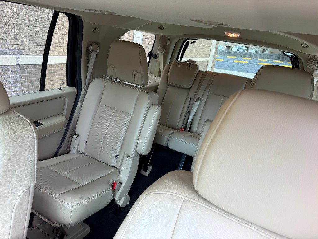 2017 Ford Expedition Image 15