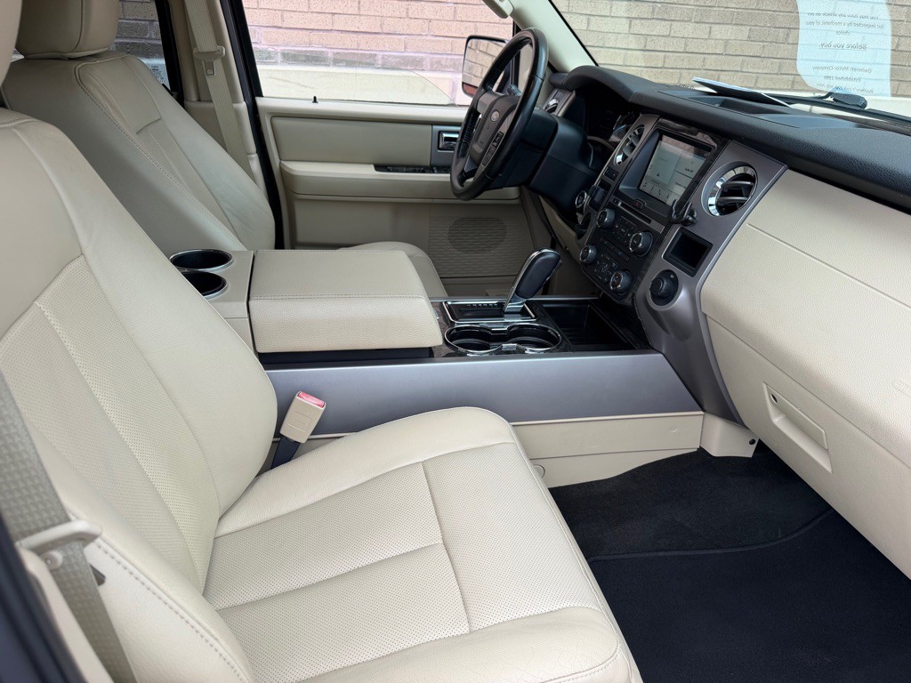 2017 Ford Expedition Image 24