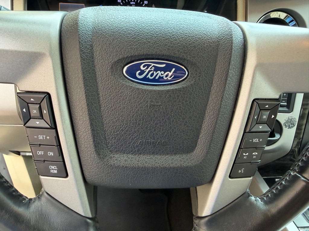 2017 Ford Expedition Image 35