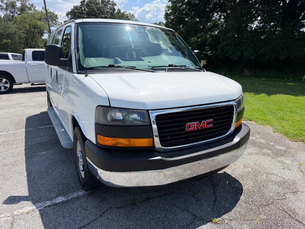 2016 GMC Savana Image 5