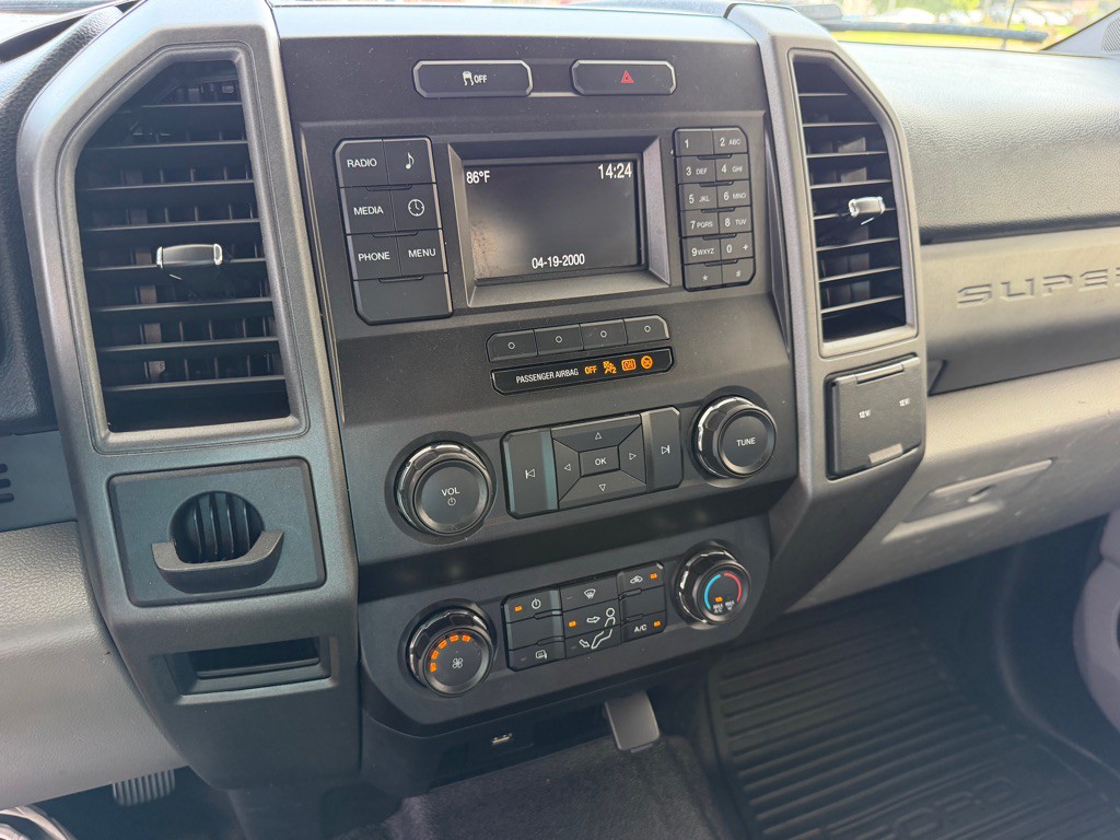 2019 Ford F-350 Image 22
