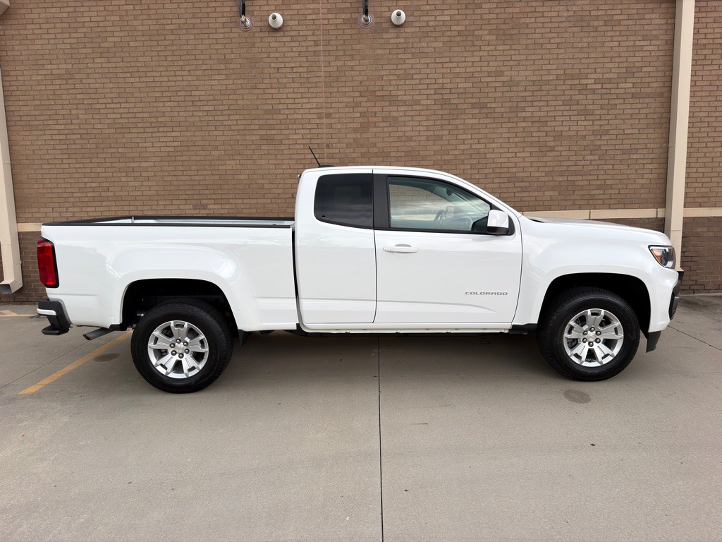 2022 Chevrolet Colorado Image 1