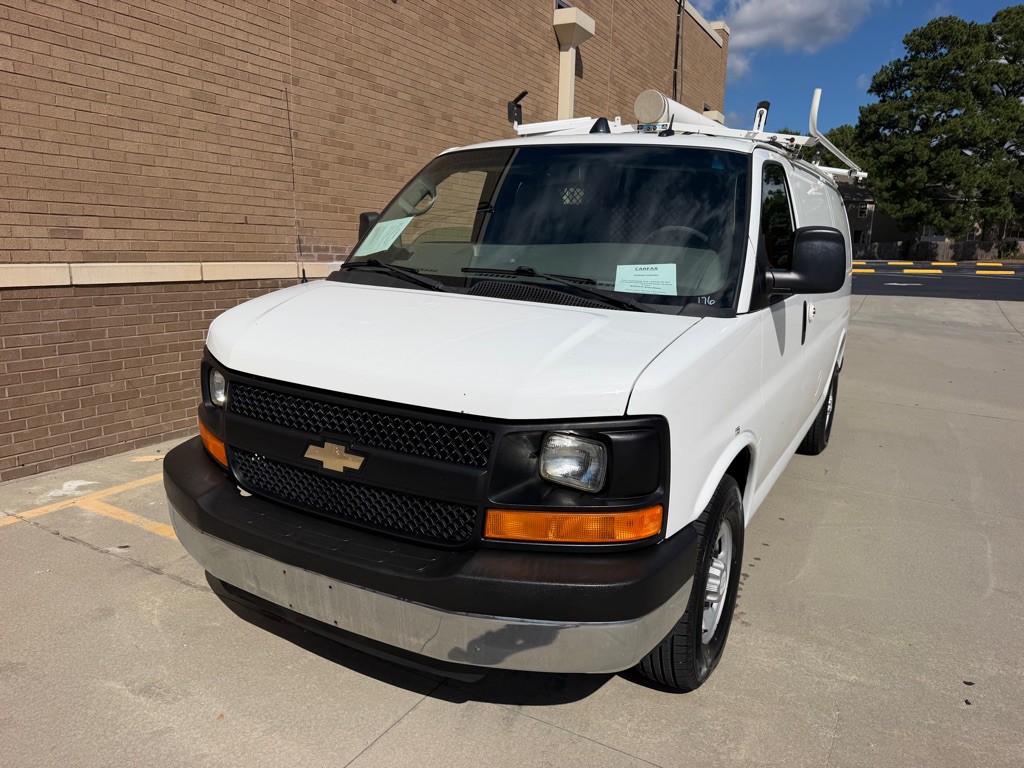 2014 Chevrolet Express Image 8