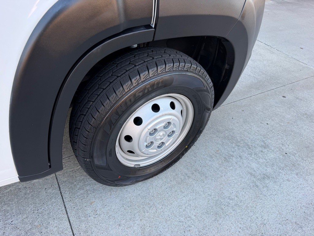 2019 RAM Promaster Image 24