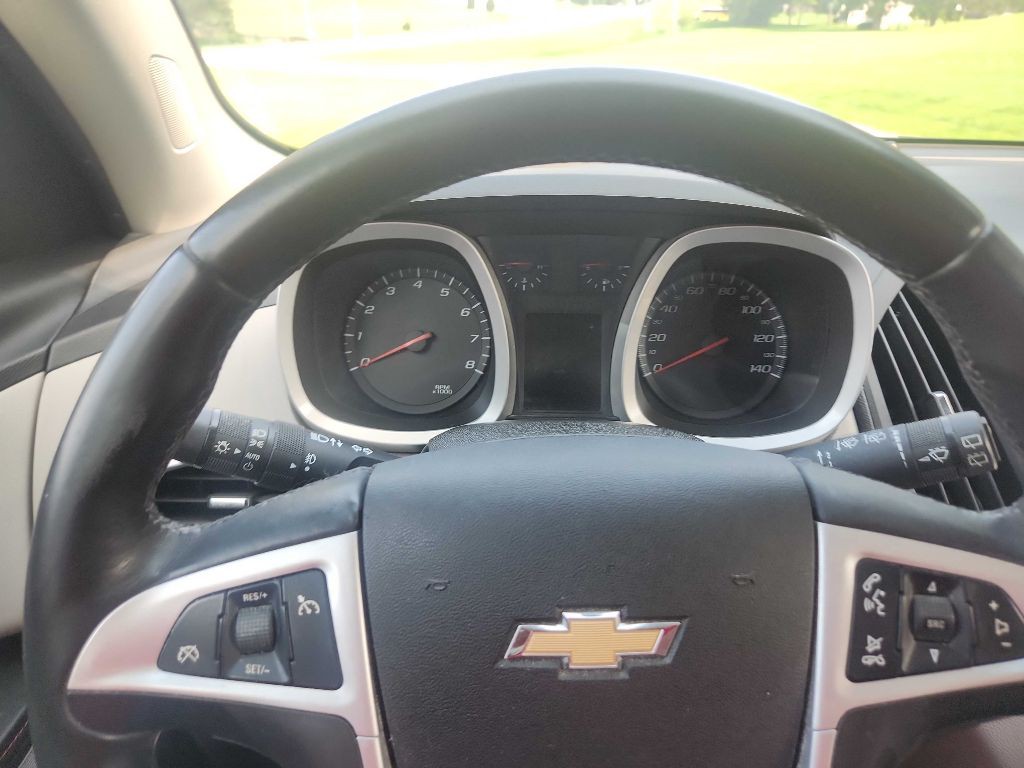 2011 Chevrolet Equinox Image 12
