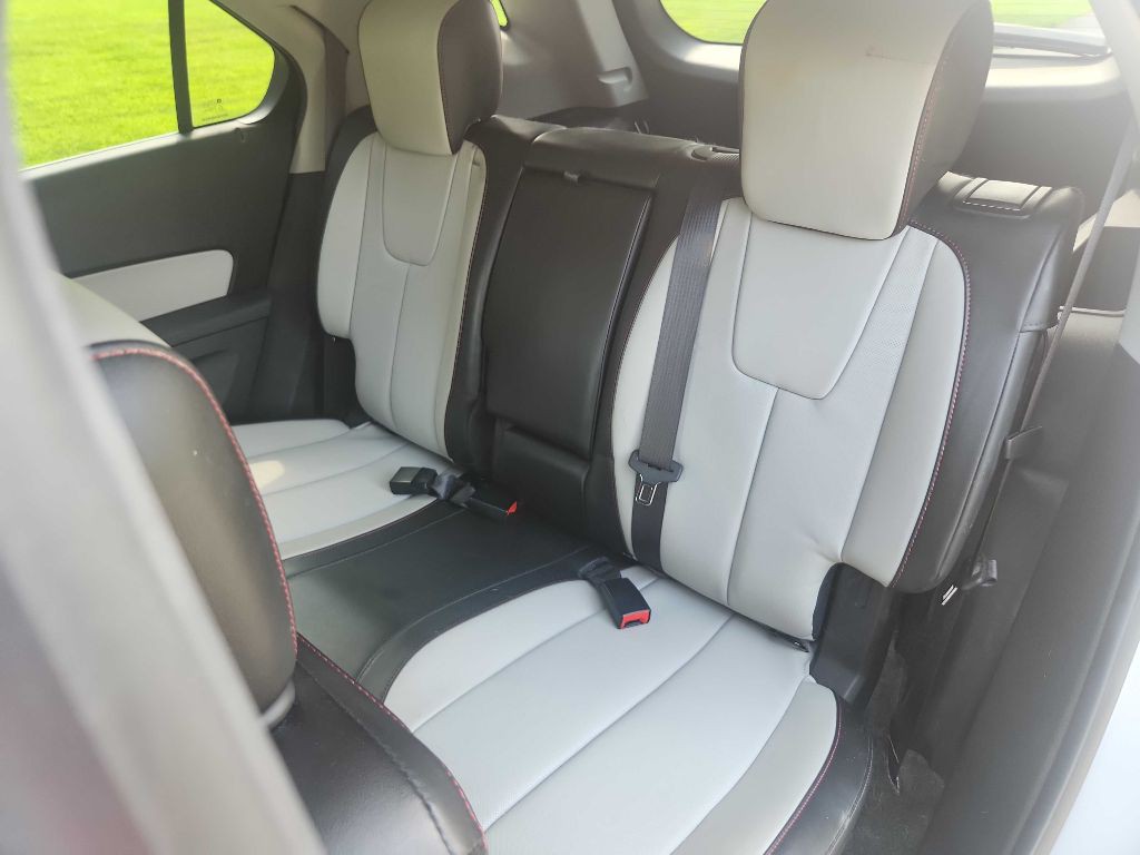 2011 Chevrolet Equinox Image 16