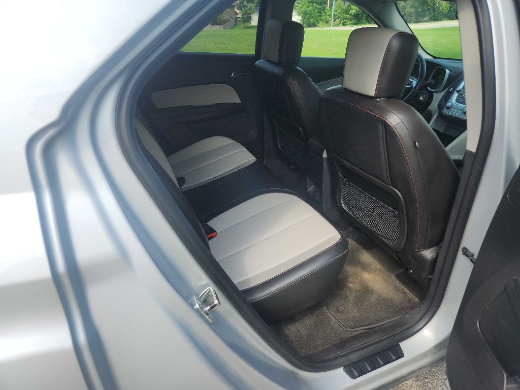 2011 Chevrolet Equinox Image 17